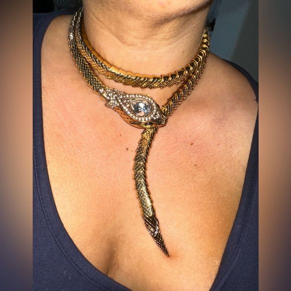 Crystal and gold snakeskin Roberto cavalli necklace sold - Picture 8 of 13